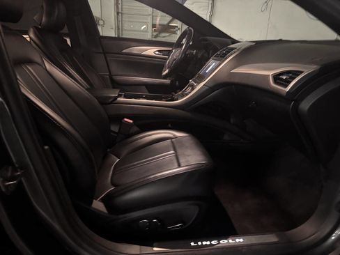 Used 2017 Lincoln MKZ Premiere image 14