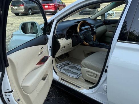 Used 2011 Lexus RX 350 AWD w/ Premium Pkg image 10