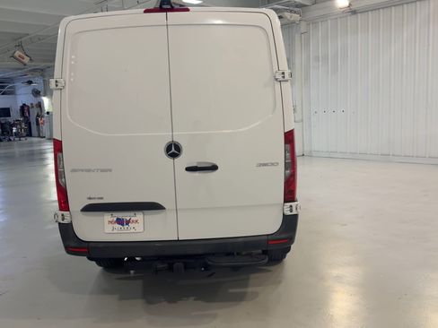 Used 2020 Mercedes-Benz Sprinter 144 Cargo image 8