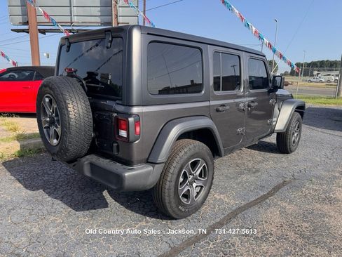 Used 2018 Jeep Wrangler Unlimited Sport S AWD/4WD image 6
