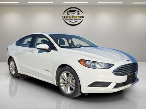Used 2018 Ford Fusion S image 1