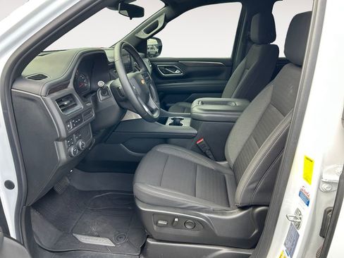 Used 2024 Chevrolet Tahoe LS AWD/4WD image 16