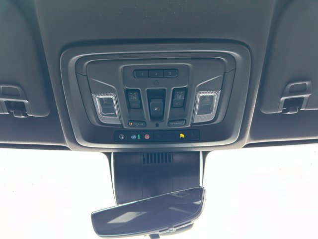 Used 2024 GMC Sierra 1500 Denali AWD/4WD image 16