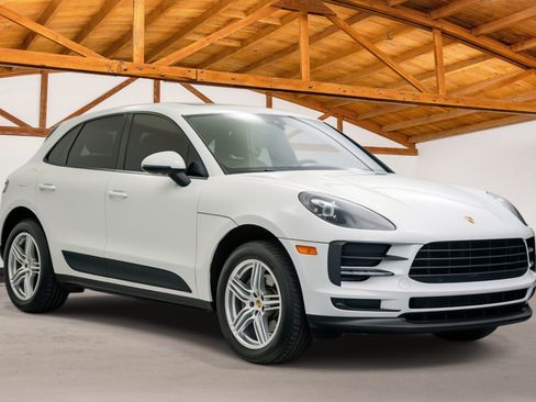 Used 2019 Porsche Macan AWD/4WD image 7