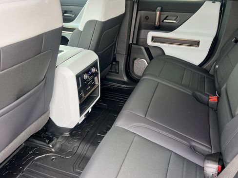 New 2025 GMC Hummer EV 3X image 9