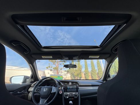 Used 2018 Honda Civic Si image 16