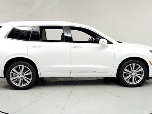 Certified 2023 Cadillac XT6 Premium Luxury w/ LPO, Floor Liner Package FWD image 10