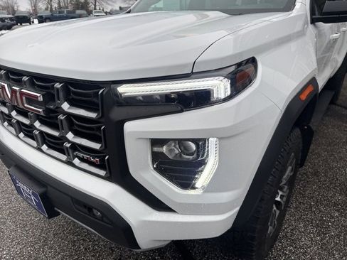Used 2024 GMC Canyon AT4 w/ AT4 Premium Package image 13