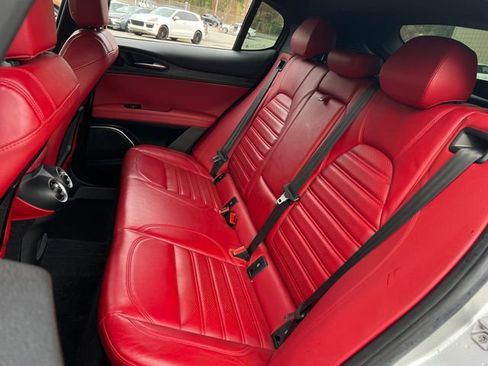 Used 2018 Alfa Romeo Stelvio Ti Sport image 17