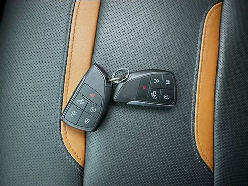 Used 2022 GMC Sierra 1500 AT4 w/ AT4 Premium Package image 37