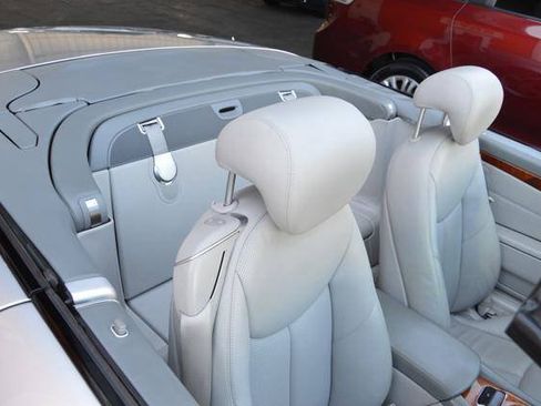 Used 2005 Mercedes-Benz SL 500 image 39