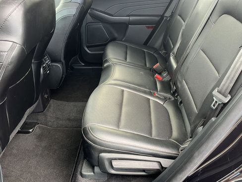 Used 2022 Ford Escape SEL w/ Technology Package image 10