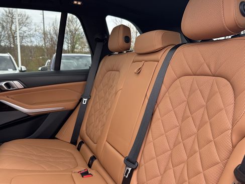 Used 2025 BMW X5 xDrive40i image 32