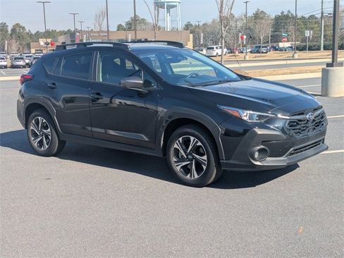 Used 2024 Subaru Crosstrek 2.0i Premium image 2