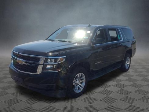 Used 2018 Chevrolet Suburban LT AWD/4WD image 3