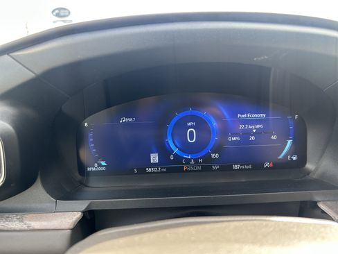 Certified 2020 Ford Explorer Platinum w/ Premium Technology Package image 19