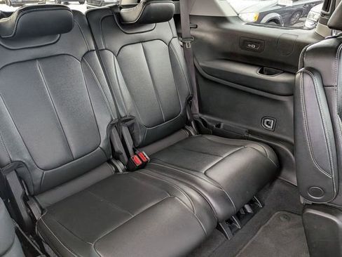 Certified 2023 Jeep Grand Cherokee L Limited image 30