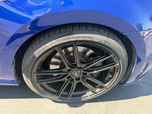 Used 2015 Volkswagen Golf R 4-Door AWD/4WD image 31