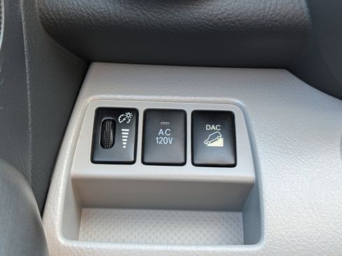 Used 2010 Toyota RAV4 Limited image 26