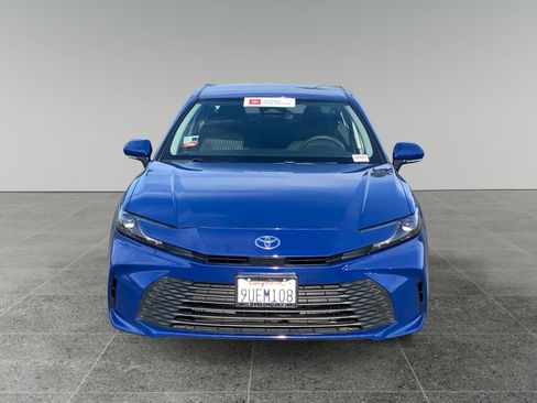 Certified 2025 Toyota Camry LE FWD image 8