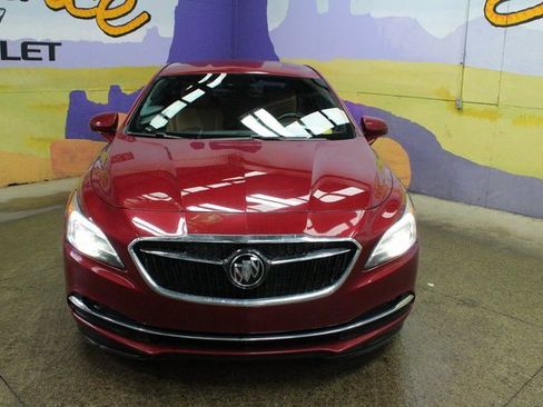Used 2018 Buick LaCrosse Premium image 3