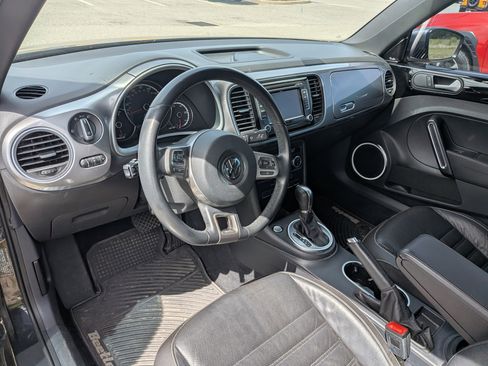 Used 2014 Volkswagen Beetle 1.8T FWD image 6