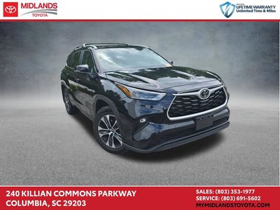 Used 2023 Toyota Highlander XLE