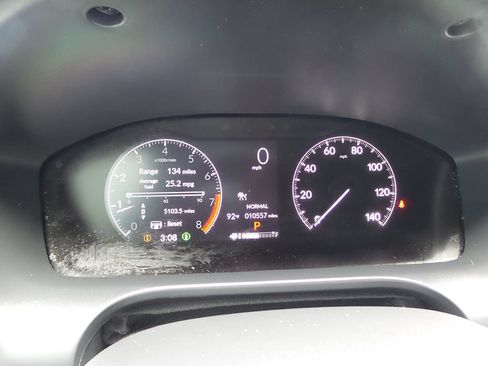 Used 2025 Honda HR-V LX image 31