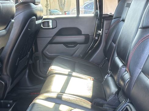Used 2021 Jeep Gladiator Rubicon AWD/4WD image 29