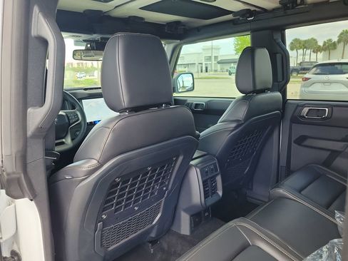 New 2025 Ford Bronco Badlands AWD/4WD image 12