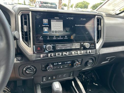 Certified 2025 Nissan Frontier SV w/ SV Convenience Package AWD/4WD image 33