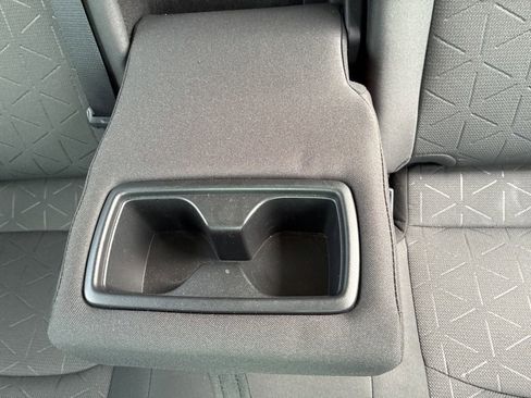 Used 2022 Toyota RAV4 XLE image 31