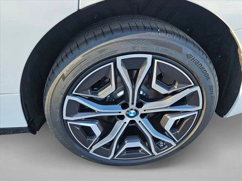 New 2026 BMW iX xDrive45 image 10