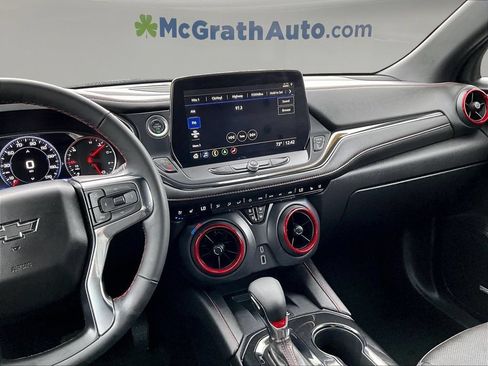 Used 2024 Chevrolet Blazer RS w/ Enhanced Convenience Package AWD/4WD image 11