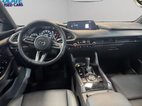 Used 2022 MAZDA MAZDA3 s FWD image 12