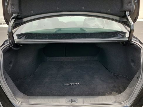 Certified 2024 Nissan Sentra SR FWD image 16