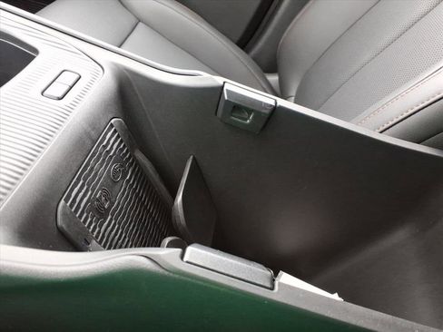 New 2026 Jeep Cherokee Limited AWD/4WD image 32