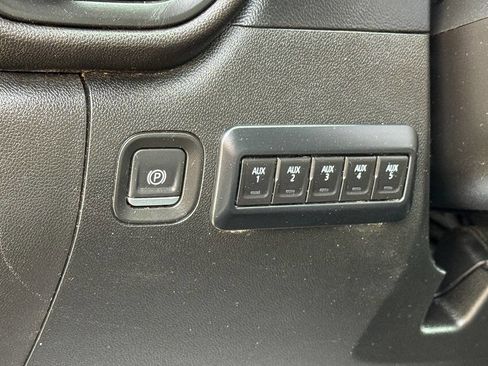 Used 2021 Chevrolet Silverado 2500 W/T w/ WT Convenience Package image 30