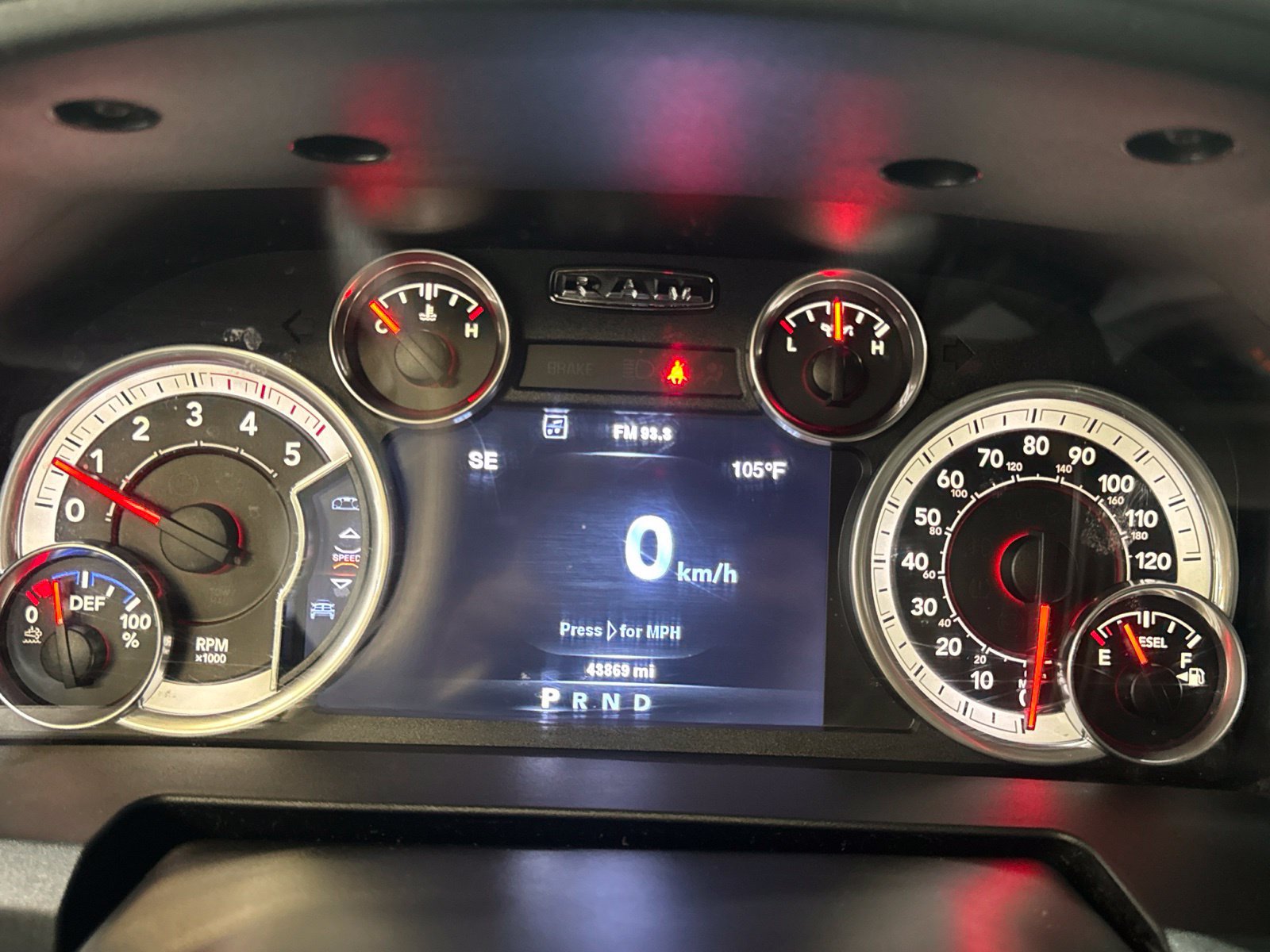 Used 2014 RAM 2500 SLT w/ Luxury Group AWD/4WD image 33