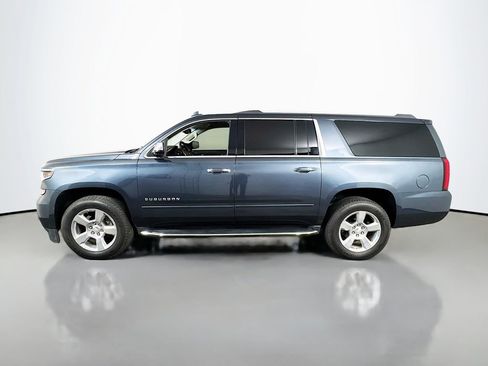 Used 2019 Chevrolet Suburban Premier image 8