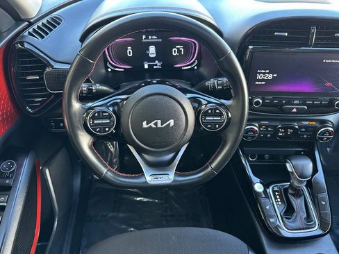 Used 2023 Kia Soul GT-Line w/ GT-Line Technology Package FWD image 15
