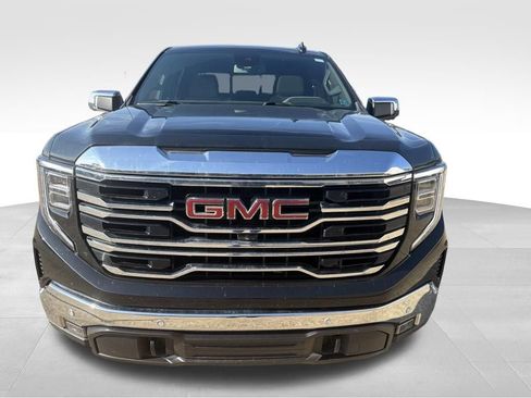 Used 2025 GMC Sierra 1500 SLT w/ SLT Premium Plus Package AWD/4WD image 2