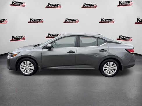 Certified 2025 Nissan Sentra S FWD image 8