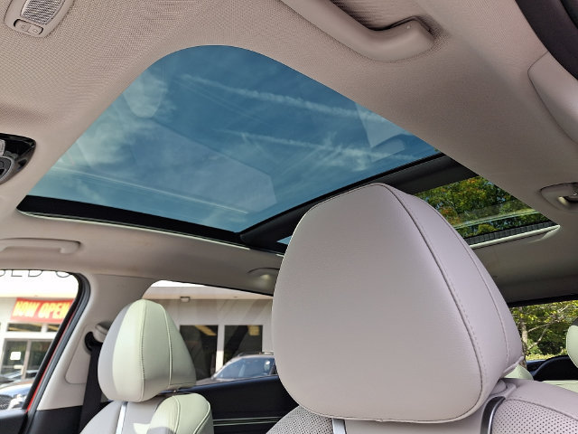 Used 2022 Hyundai Tucson Limited AWD/4WD image 15