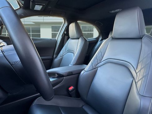 Certified 2025 Lexus UX 300h FWD image 5