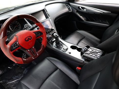 Used 2019 INFINITI Q50 Luxe w/ Essential Package (3.0T Luxe) RWD image 6