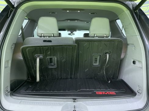 Used 2019 GMC Acadia SLE image 28