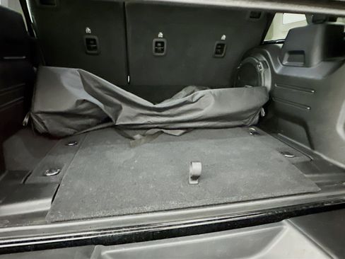 Used 2021 Jeep Wrangler Unlimited Rubicon 4xe w/ Steel Bumper Group image 30