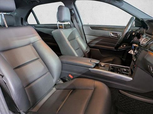 Used 2015 Mercedes-Benz E 350 Sedan image 22