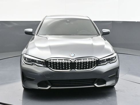 Used 2020 BMW 330i Sedan w/ Convenience Package image 2